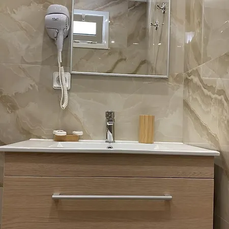 Πανσιόν Romantika *